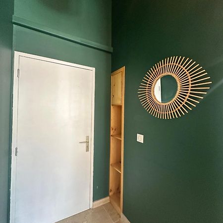 Appartement Avec Vue Sur L Eglise Des Saintes Εξωτερικό φωτογραφία